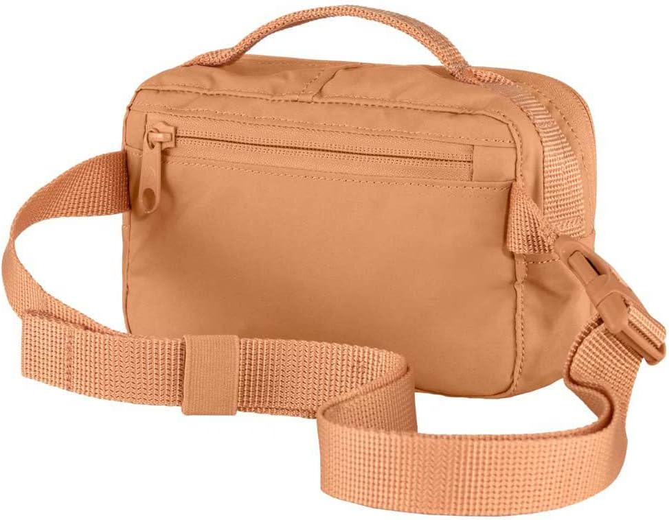 Amazon | Fjallraven Kånken ヒップパック ピーチサンド ワンサイズ